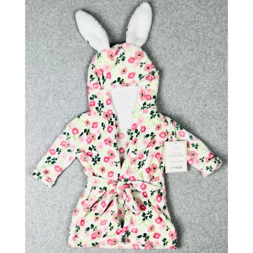 Modern Baby Bathrobe Infant 0-9 Months Pink Floral Plush Hooded Robe NWT